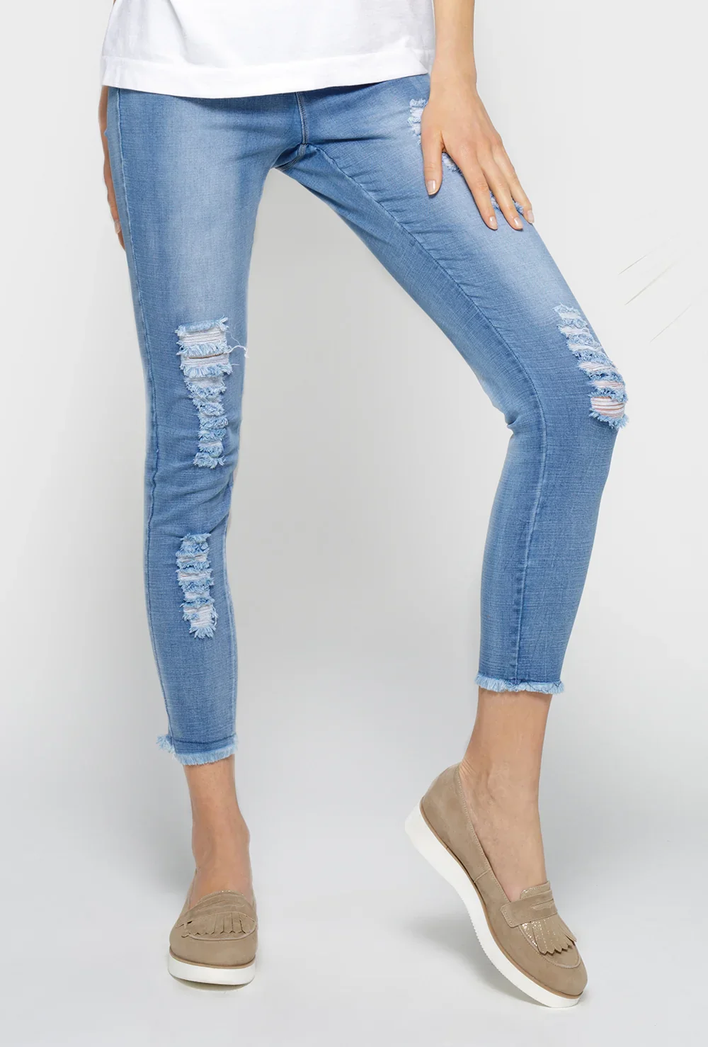 Jegginsy Claudia - Image 3