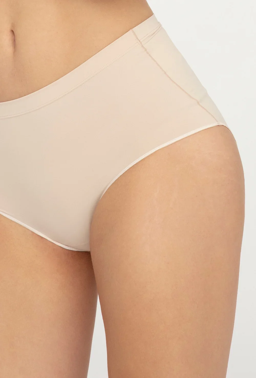 Majtki modelujące Shape line bikini classic - Image 3