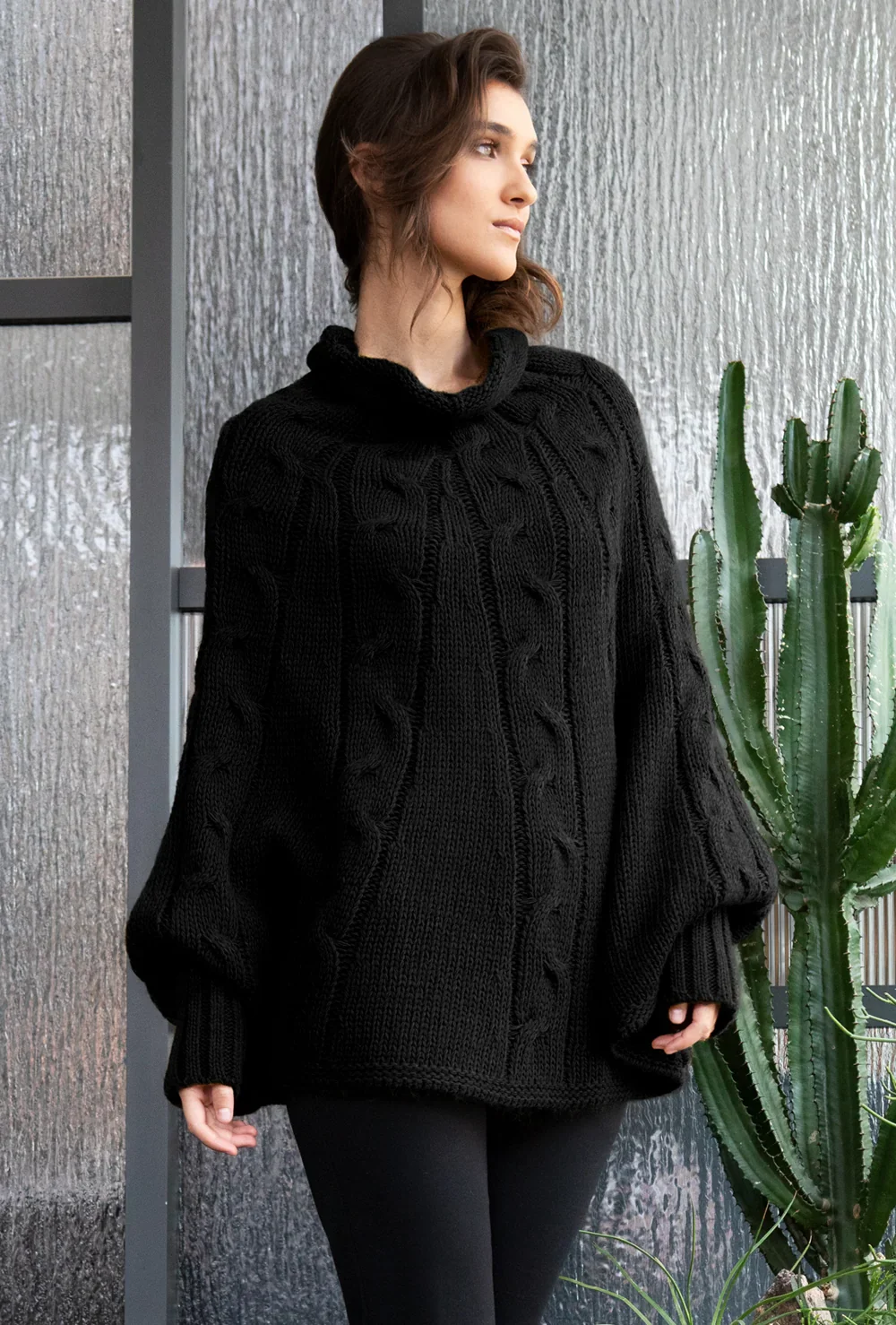 Sweter ponczo Sevilla